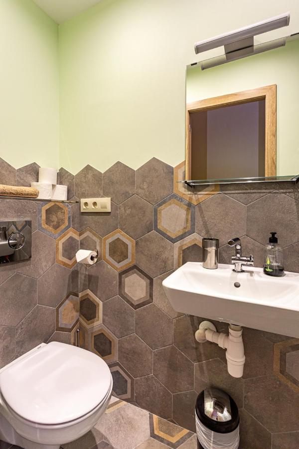 ברצלונה Three Bedrooms Apartment מראה חיצוני תמונה