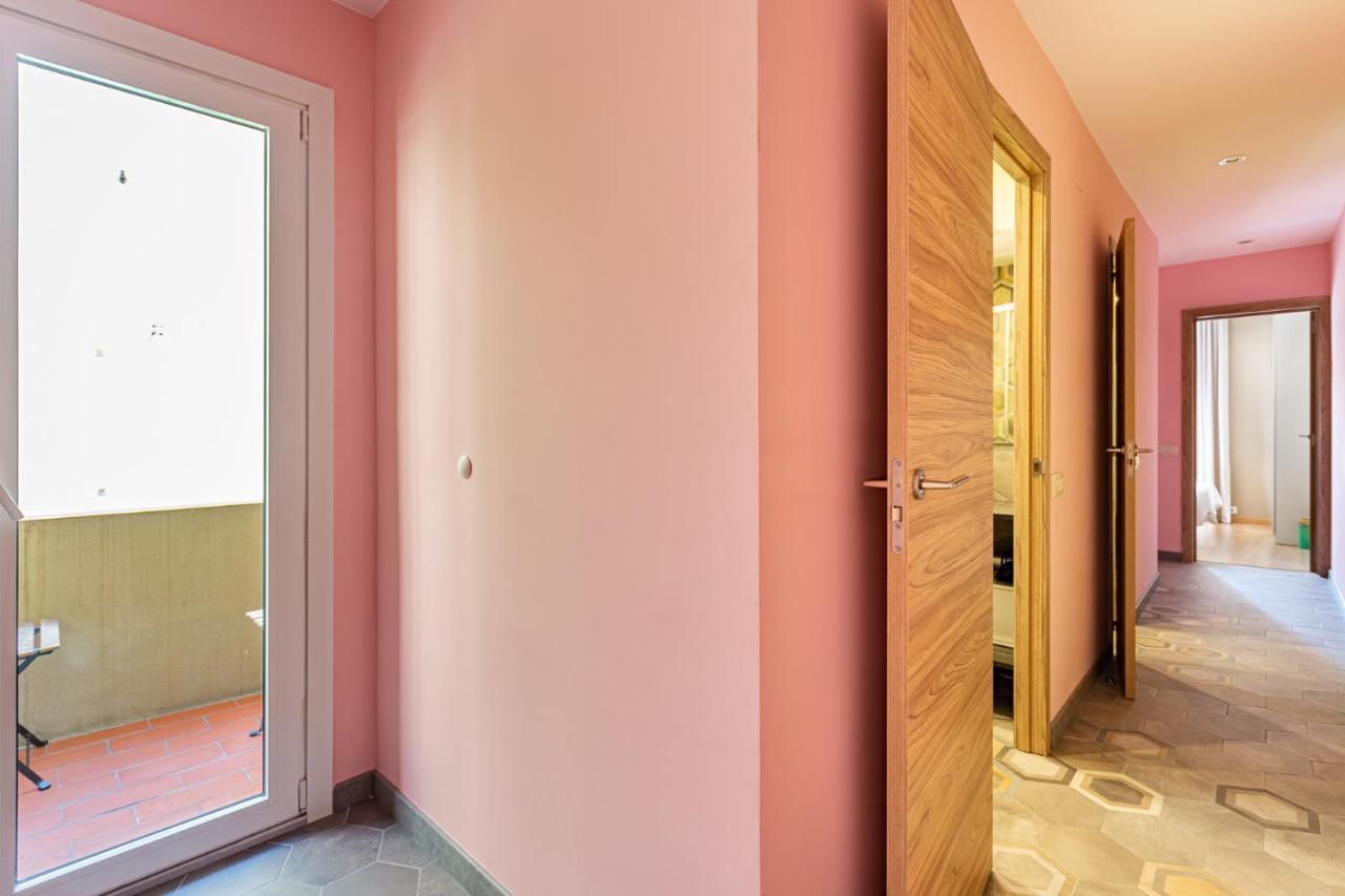 ברצלונה Three Bedrooms Apartment מראה חיצוני תמונה